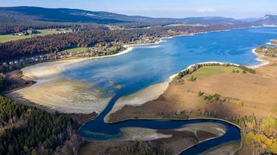 Lake of Joux, in the heart of the Joux Valley (VD) © Montes Philippe | AdobeStock 
