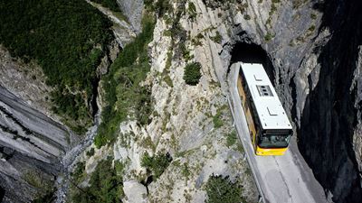 A Postbus on a pass road