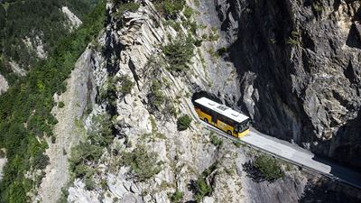 Car postal Derborence